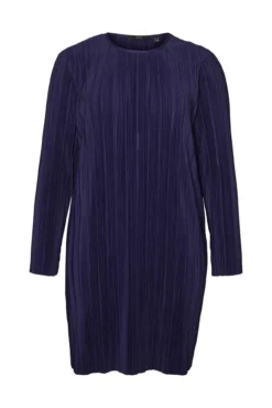 Vestido curto plissado de tamanho grande