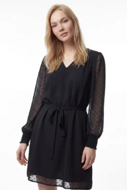 Vestido curto plumeti