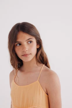 Vestido de alças bicolor para meninas