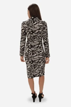 Vestido de cintura alta