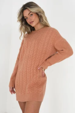 Vestido de malha com oitos