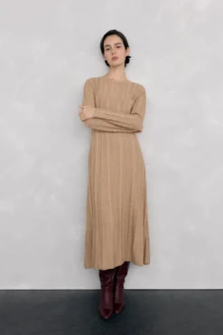 Vestido de malha com oitos