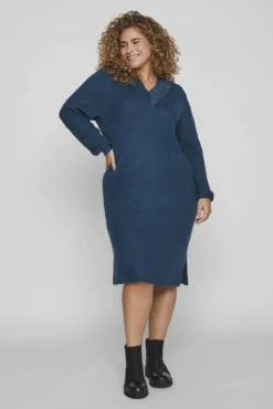 Vestido de malha midi com detalhe de renda