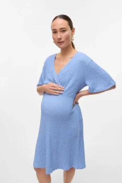 Vestido de maternity e amamentação de manga curta