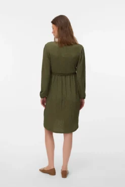 Vestido de maternity e amamentação de manga curta