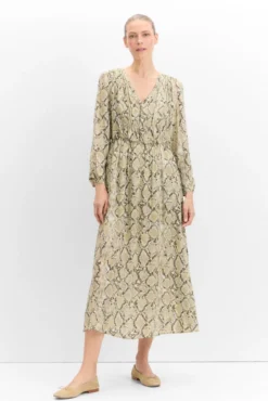 Vestido estampado cobra