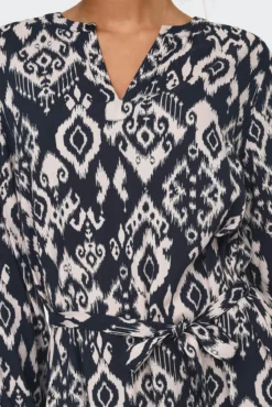 Vestido estampado manga comprida
