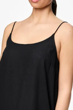 Vestido longo de linho