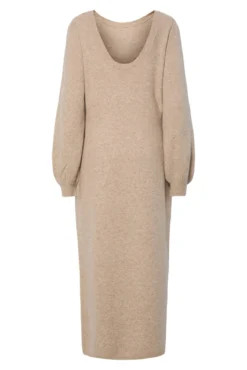 Vestido longo de malha com decote