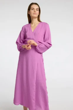 Vestido longo envolvente
