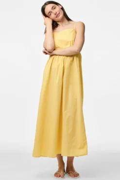 Vestido longo riscas