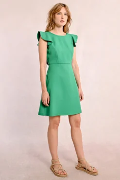 Vestido manga curta com babados