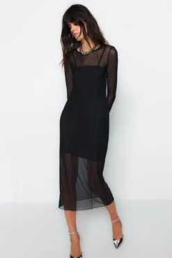 Vestido midi ajustado