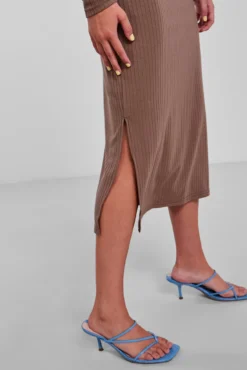 Vestido midi básico