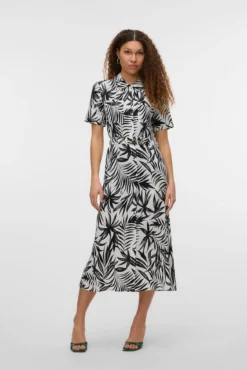 Vestido midi camiseiro