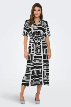 Vestido midi camiseiro