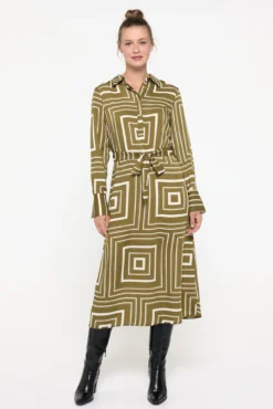 Vestido midi camiseiro