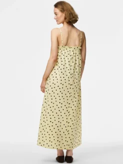 Vestido midi de bolinhas
