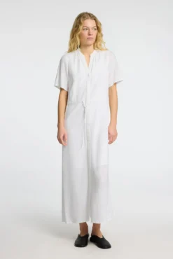 Vestido midi de linho