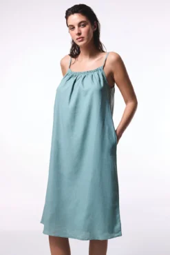 Vestido midi de linho verde