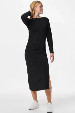 Vestido midi de lurex com quadris franzidos