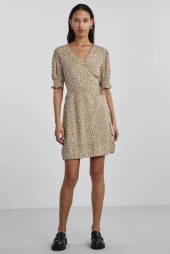 Vestido midi de manga curta 2/4