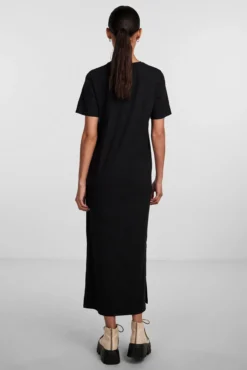 Vestido midi de manga curta