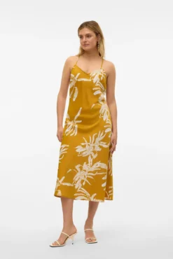 Vestido midi efeito acetinado