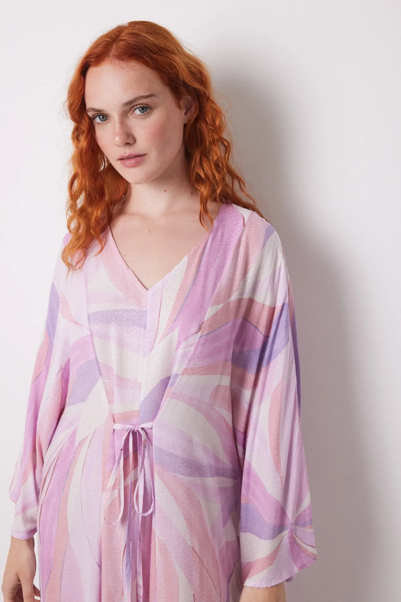 Vestido midi geométrico todo em viscose