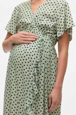 Vestido midi maternity e amamentação