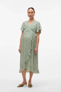 Vestido midi maternity e amamentação