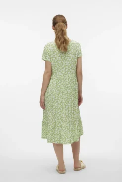 Vestido midi maternity e amamentação