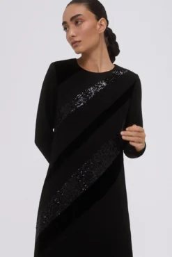 Vestido midi preto