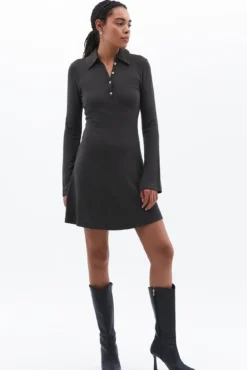Vestido mini botões
