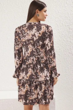 Vestido mini com folhos