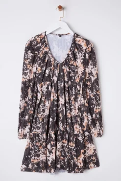 Vestido mini com folhos