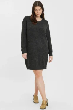 Vestido plus size em malha manga comprida