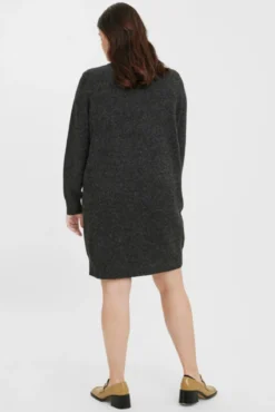 Vestido plus size em malha manga comprida