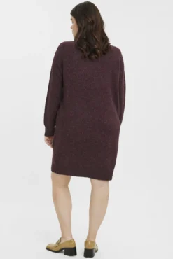 Vestido plus size em malha manga comprida
