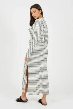 Vestido riscas